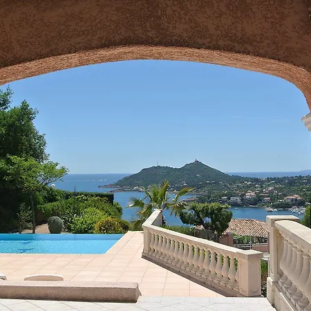 Villa Family Cote D'azur Saint-Raphael (Var)